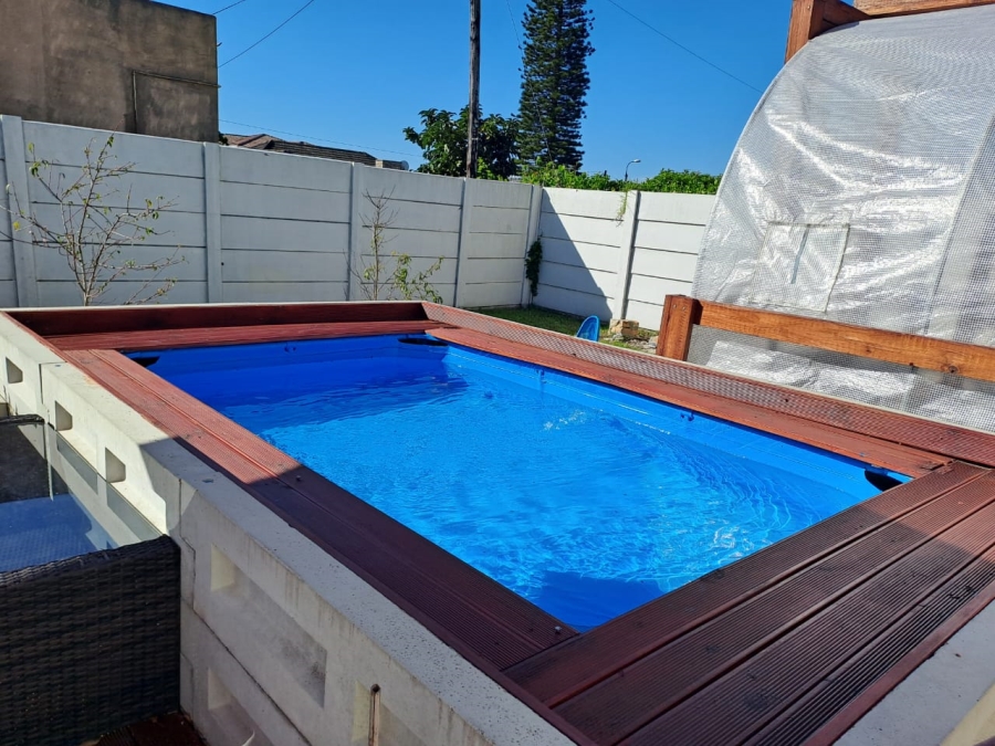 4 Bedroom Property for Sale in Morningside Eastern Cape
